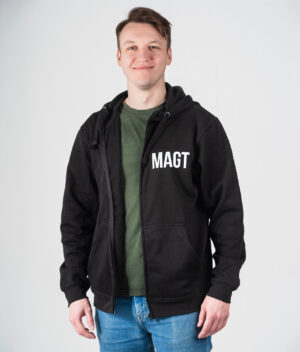 magt logo hoodie zip black model 1